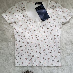 NWT Brandy Melville Zelly Top